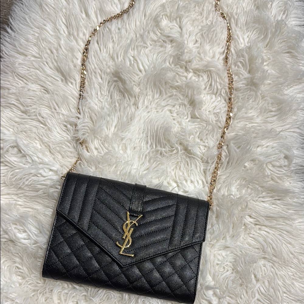 AUTHENTIC YSL ENVELOPE FLAP POUCH IN MIX MATELASSÉ GRAIN DE POUDRE LEATHER - Blk